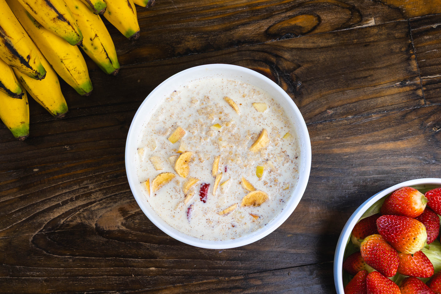 Avena con leche, fruta picada y miel